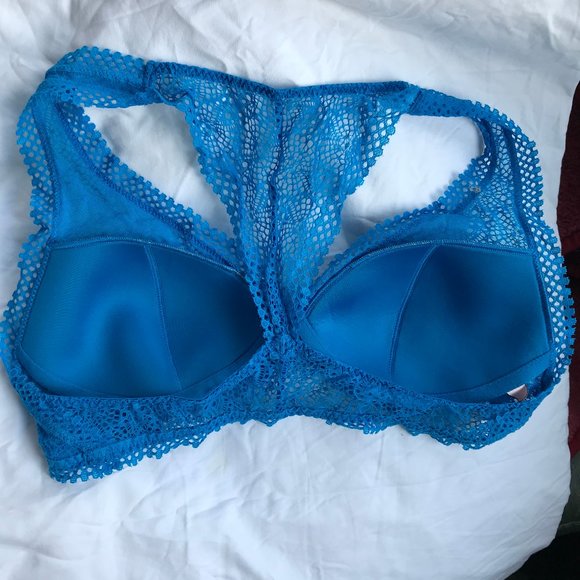 Victoria's Secret Lightly Lined Racerback Bralette - Picture 7 of 7